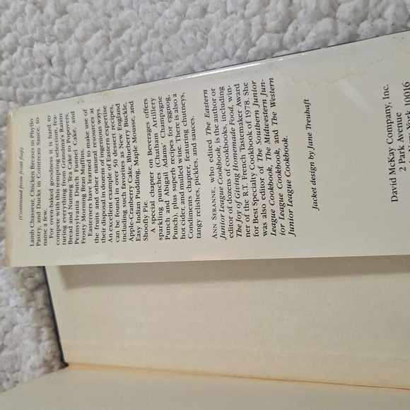 💞5/$10 THE EASTERN JUNIOR LEAGUE HARDCOVER COOKBOOK - Picture 4 of 5